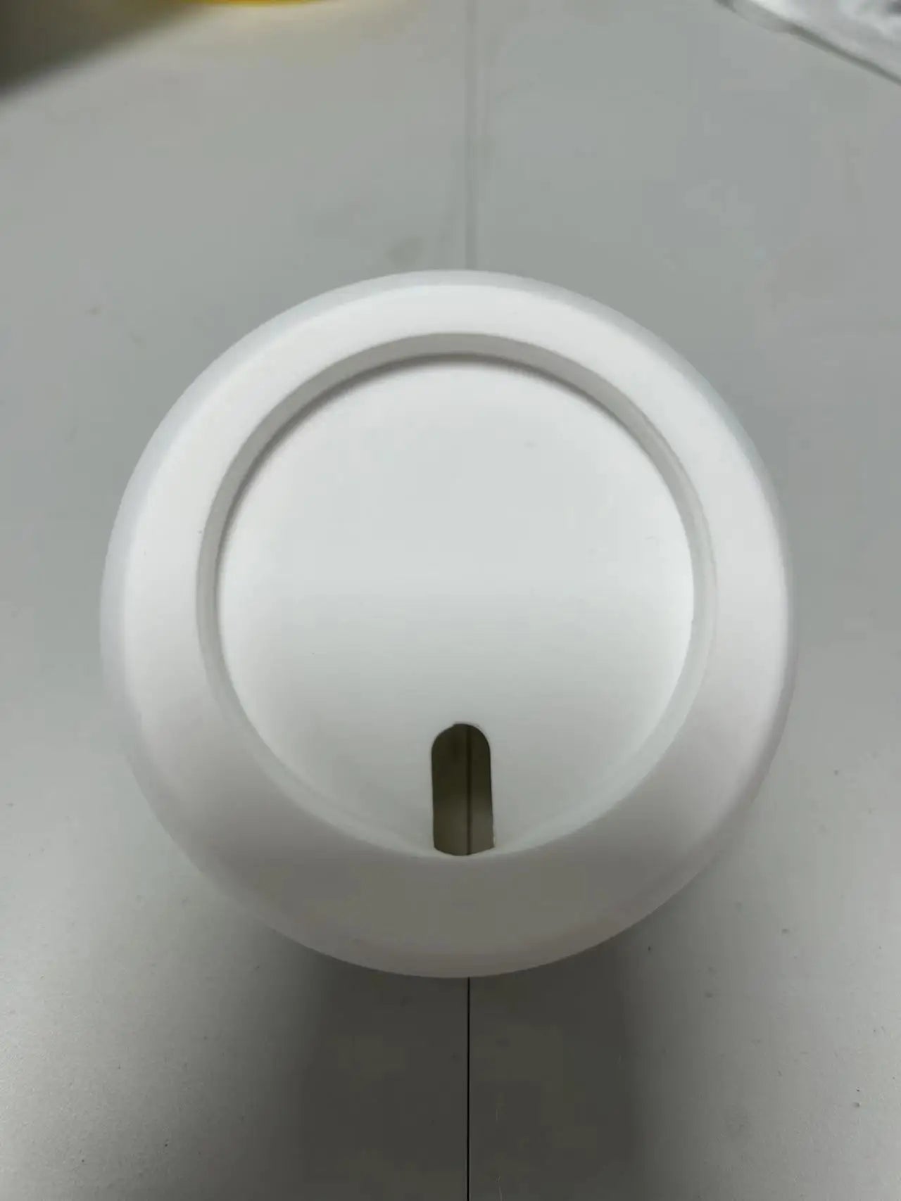 Magnetic charging stand