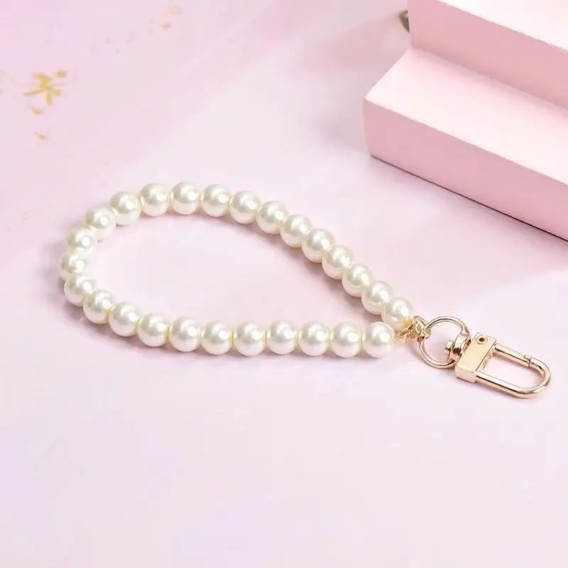 Retro Pearl Keychain