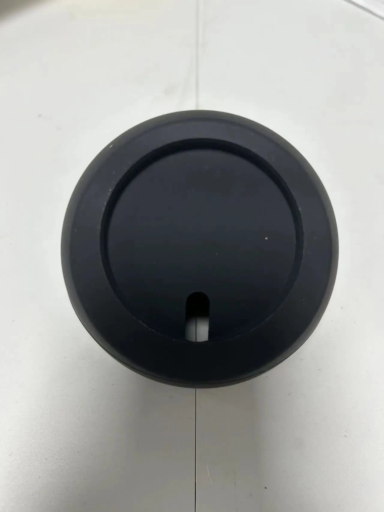 Magnetic charging stand